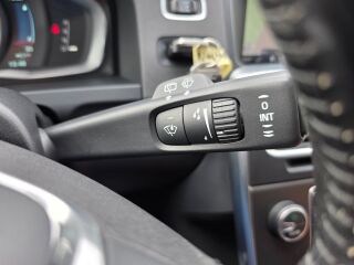 Volvo V60 Summum AWD Plug-In Hybrid Ice White 2.4 D5 158kW