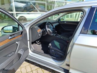 Volkswagen Passat 2.0 162kW