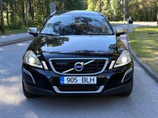 Volvo XC60 Summum MY 2012 2.4 D5 151kW