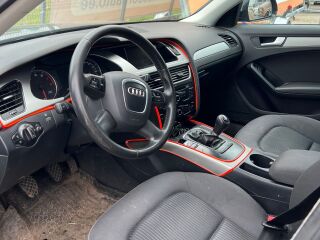 Audi A4 1.8 R4 88кВ