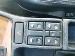 BMW 750 I 5.0 W12 220кВ