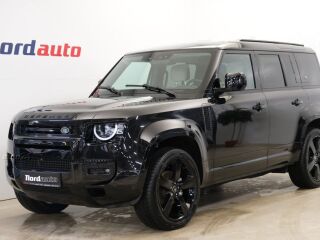 Land Rover Defender Ultimate Black 3.0 147 kW