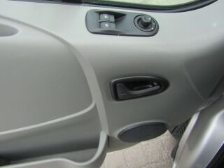 Opel Vivaro L2H1 INVA 1.9 Cdti 74kW