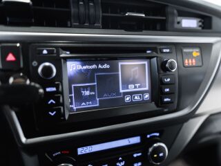 Toyota Auris Comfort Line 1.6 97кВ