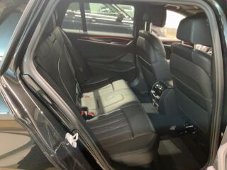 BMW 530 D X-Drive M-Sport LCI 210kW
