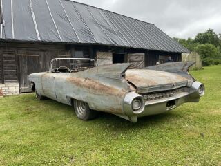 Cadillac  6.4 V8 242kW