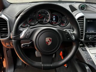 Porsche Cayenne Turbo 4.8 368kW