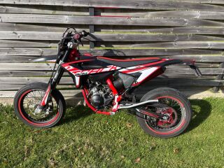 Beta RR 50 Beta RR 50 Motard Track L1e tänavalegaalne