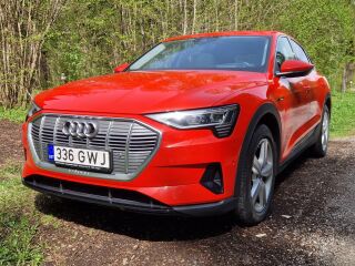 Audi e-tron 55 B&O Air 300кВ