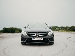 Mercedes-Benz C 300 e 2.0 235kW