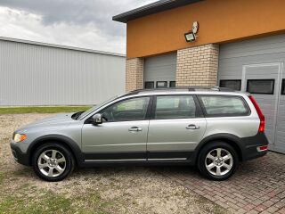 Volvo XC70 Cross Country 4WD 2.4 D5 136кВ