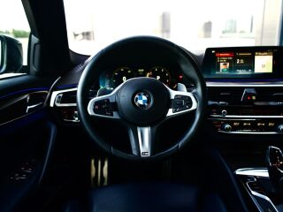 BMW 520 M-Sportpakett Shadowline xDrive 2.0 B47 140kW