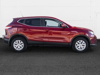 Nissan Qashqai Acenta 1.2 R4 DIG-T 85kW