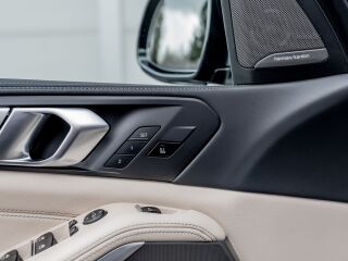 BMW X5 45e M-Sport 3.0 210кВ