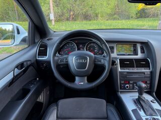 Audi Q7 S line Plus 3.6 FSI quattro 206кВ