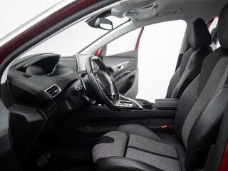 Peugeot 3008 Allure PureTech 130 1.2 96kW