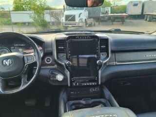 Ram 1500 Limited Crew Cab 5.7 V8 Hemi 395hp
