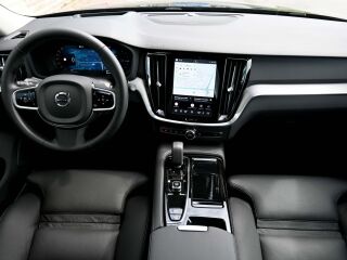 Volvo V60 AWD H&K ULTIMATE BRIGHT XENIUM INTELLI PRO 2.0 T6 Plug-in LONG RANGE 293kW