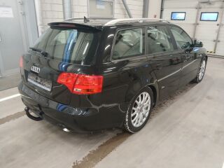 Audi A4 S-line quattro 3.0 V6 24V 171кВ