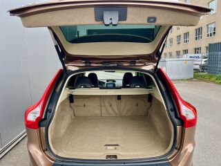 Volvo XC60 AWD Summum 2.4 D5 136kW