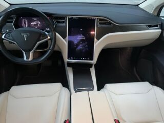 Tesla Model X 75D AWD Dual Motor 245kW