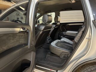 Audi Q7 S-Line 3.0 176кВ