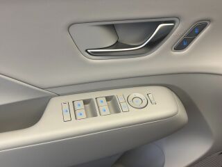 Hyundai Kona Premium Hybrid 1.6 GDi Hybrid 104kW