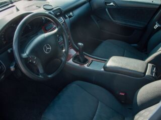 Mercedes-Benz C 180 2.0 95кВ