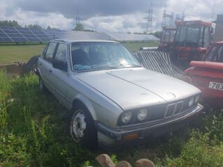 BMW 318 i 1.8 R4 77kW