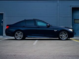 BMW 520 M-Sportpakett Shadowline xDrive LCI 2.0 B47 140kW