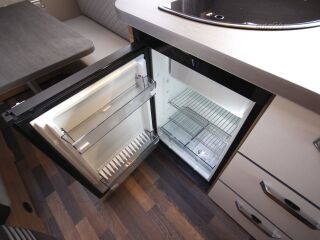 WEINSBERG CaraOne 400 LK Edition HOT