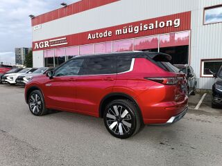 Mitsubishi Outlander Instyle Plus 4WD 2.4 PHEV 225кВ