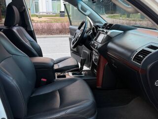 Toyota Land Cruiser Comfort 3.0 140кВ
