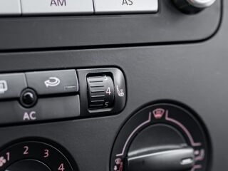 Volkswagen Golf Comfortline 1.4 90кВ