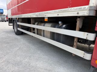 Mercedes-Benz Axor 1933 240кВ