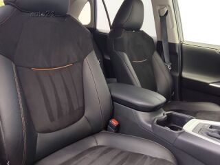 Toyota RAV4 Luxury Plus 131kW