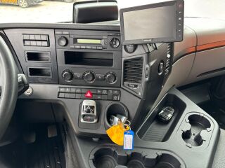 Mercedes-Benz Actros 1827 4x2 200kW