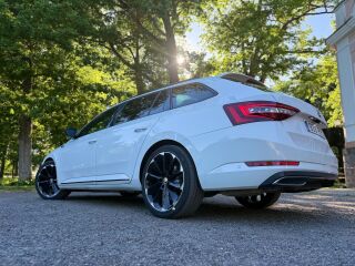 Skoda Superb Sportline 2.0 140кВ
