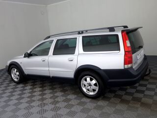 Volvo XC70 Summum ATM 2.4 D5 120kW