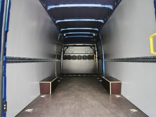 Iveco Daily 35S18HA8 V Hi-Matic 3.0 129kW