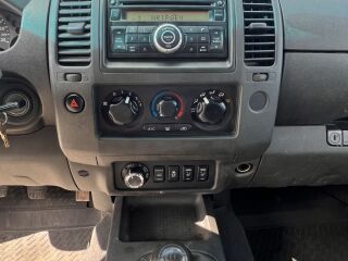 Nissan Navara N1 NP300 2.5 106kW