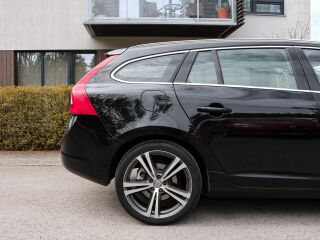 Volvo V60 D3 2.0 120kW