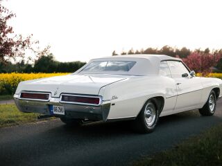 Buick LeSabre Custom 7.5 V8 275kW