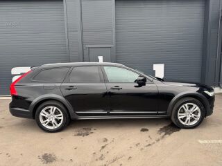 Volvo V90 Cross Country 2.0 140kW