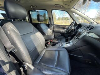 Ford Galaxy GHIA 2.0 R4 TDCi 103kW