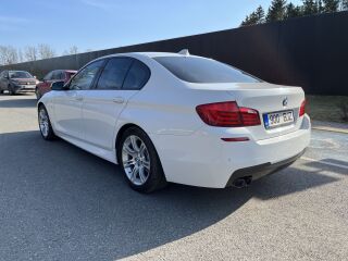 BMW 525 M-pakett 3.0 R6 150кВ