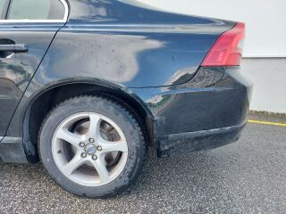 Volvo S80 2.5 147кВ