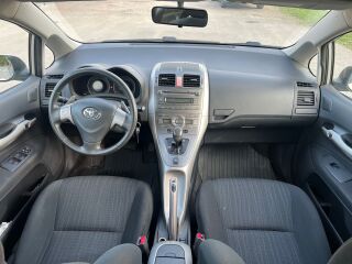 Toyota Auris 1.6 R4 91kW