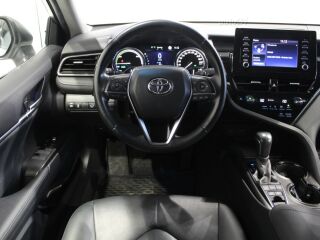 Toyota Camry Luxury Business 2.5 131kW