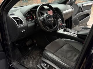 Audi Q7 S-Line black edition 3.0 180кВ